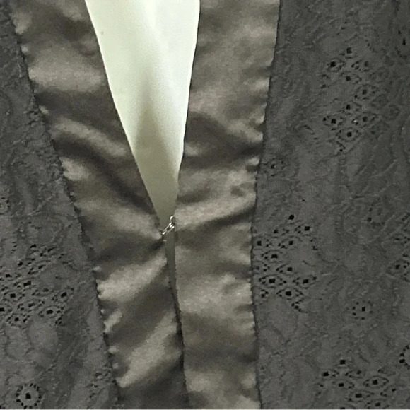 Briggs New York Women’s Large Black Eyelet Hook Eye Topper Jacket Career Evening - Picture 3 of 15